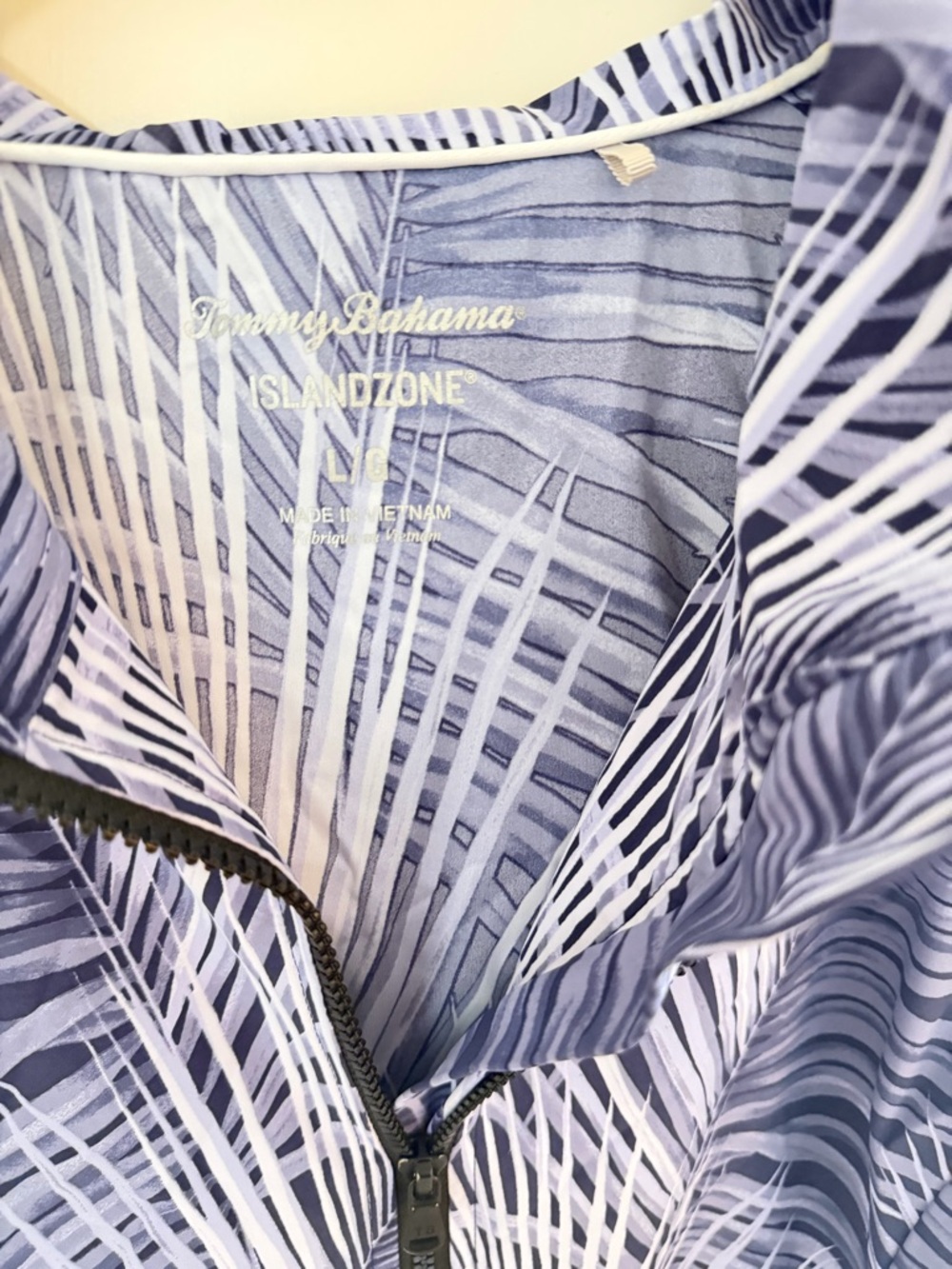 Tommy Bahama Island Zone Navy and White Palm-Print Hooded Jacket - Picture 5 of 7